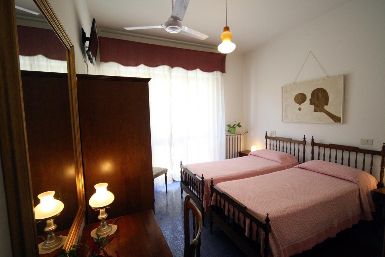 Albergo I Longobardi Chiusi Exterior foto